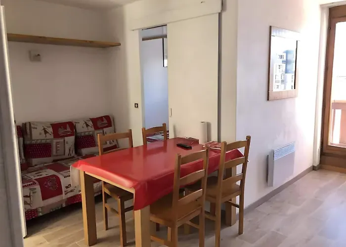 Al-2 - Inout - 5 Beds Flat Lejlighed