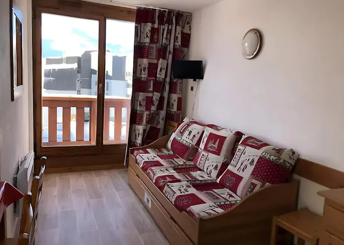 Al-2 - Inout - 5 Beds Flat