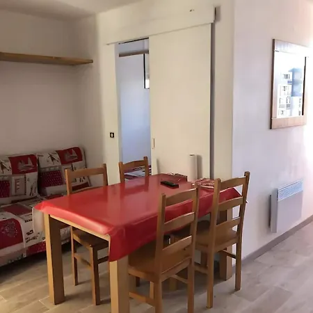 Al-2 - Inout - 5 Beds Flat Apartament